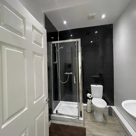 Goulden Retreat Apartment Manchester Exterior photo